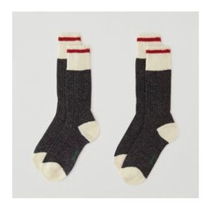 Roots cabin socks - NWT